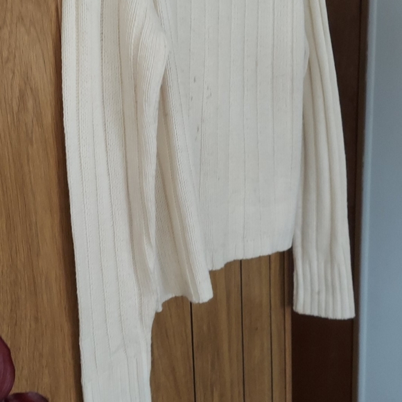 White Extra Large Wool Sweater - Picture 4 of 6